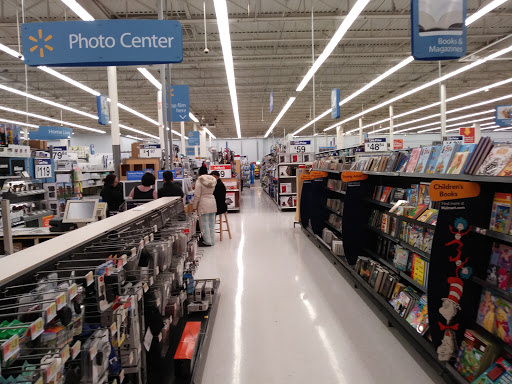 Discount Store «Walmart», reviews and photos, 2300 Dixwell Ave, Hamden, CT 06514, USA