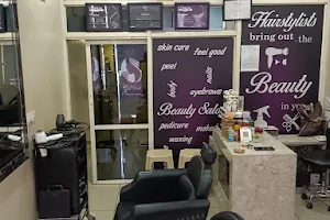 Hiral Beauty Salon image