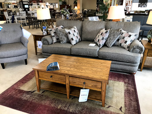 Furniture Store «Edwards Furniture», reviews and photos, 800 W Central Ave, Springboro, OH 45066, USA