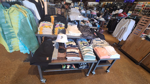Clothing Store «Tillys», reviews and photos, 27150 Alicia Pkwy, Laguna Niguel, CA 92677, USA