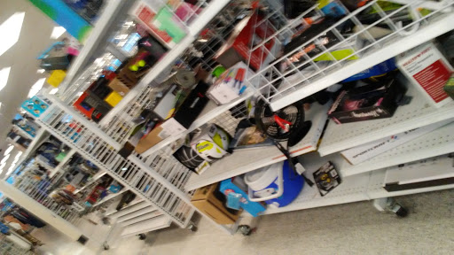 Clothing Store «Ross Dress for Less», reviews and photos, 4520 Centerplace Dr, Greeley, CO 80634, USA