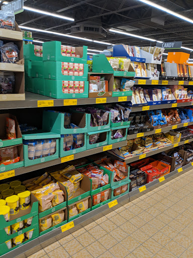 Supermarket «ALDI», reviews and photos, 571 E 24th St, Holland, MI 49423, USA