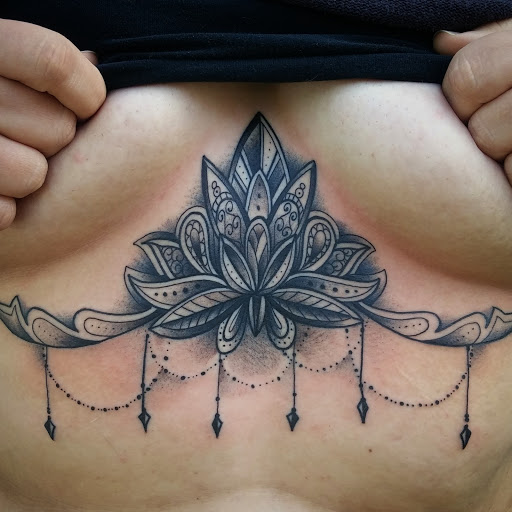 Tattoo Shop «Blu Gorilla Tattoo», reviews and photos, 1409 King St, Charleston, SC 29403, USA