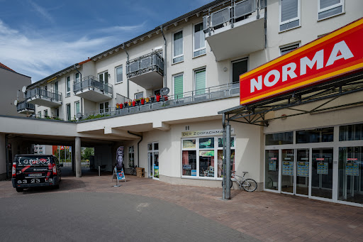 (Ambo) The pet shop unter Waren, 