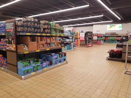 Supermarket «ALDI», reviews and photos, 26300 Greenfield Rd, Oak Park, MI 48237, USA