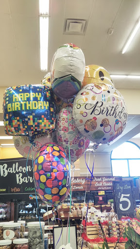 Grocery Store «Jewel-Osco», reviews and photos, 150 W Main St, Barrington, IL 60010, USA