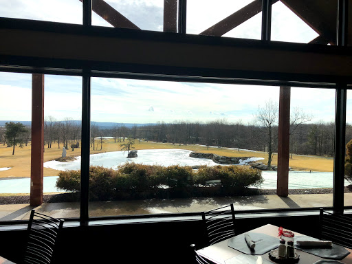 Golf Shop «Eagle Rock Golf Clubhouse & Pro Shop», reviews and photos, 191 Turnberry Ln, Hazle Township, PA 18202, USA