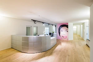 dentalcenters.ch Biel / Bienne image