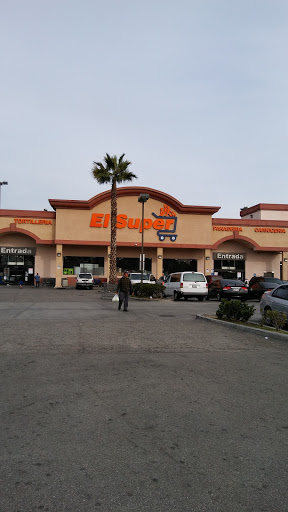 Grocery Store «El Super», reviews and photos, 7000 Alameda St, Huntington Park, CA 90255, USA