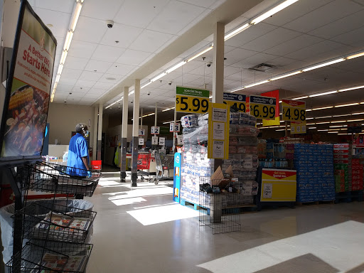 Grocery Store «Save-A-Lot», reviews and photos, 2420 N Dixie Hwy, Hollywood, FL 33020, USA