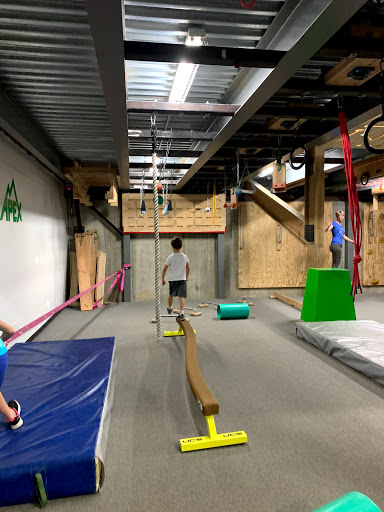 Rock Climbing Gym «Apex Climbing Gym», reviews and photos, 7200 W 106th St, Overland Park, KS 66212, USA