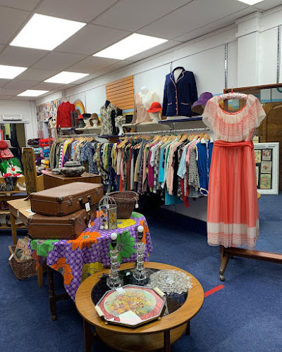Reviews of Age UK Manchester Vintage & Retro Shop in Manchester - Shop