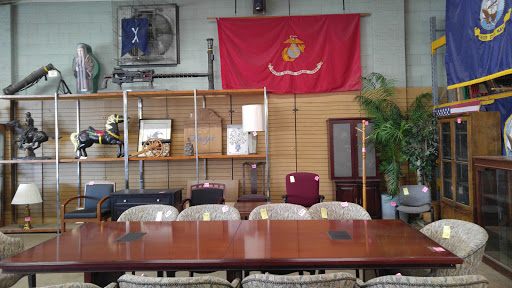 Army & Navy Surplus Shop «Hull Street Outlet Inc», reviews and photos, 3820 Jefferson Davis Hwy, Richmond, VA 23234, USA