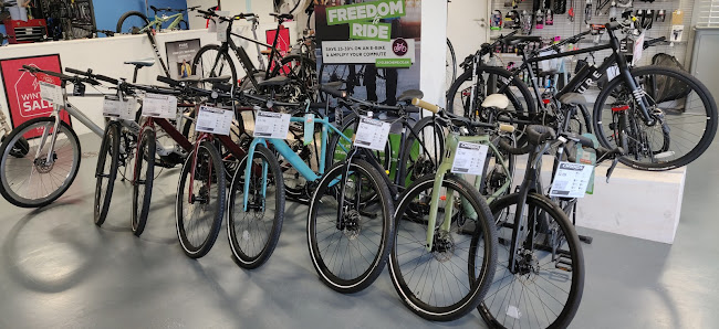 Reviews of Pure Electric Cardiff - Electric Bike & Electric Scooter Shop in Cardiff - Bicycle store