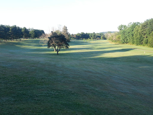 Golf Course «Spring Hills Golf Course», reviews and photos, 6571 S Cleveland Massillon Rd, Clinton, OH 44216, USA