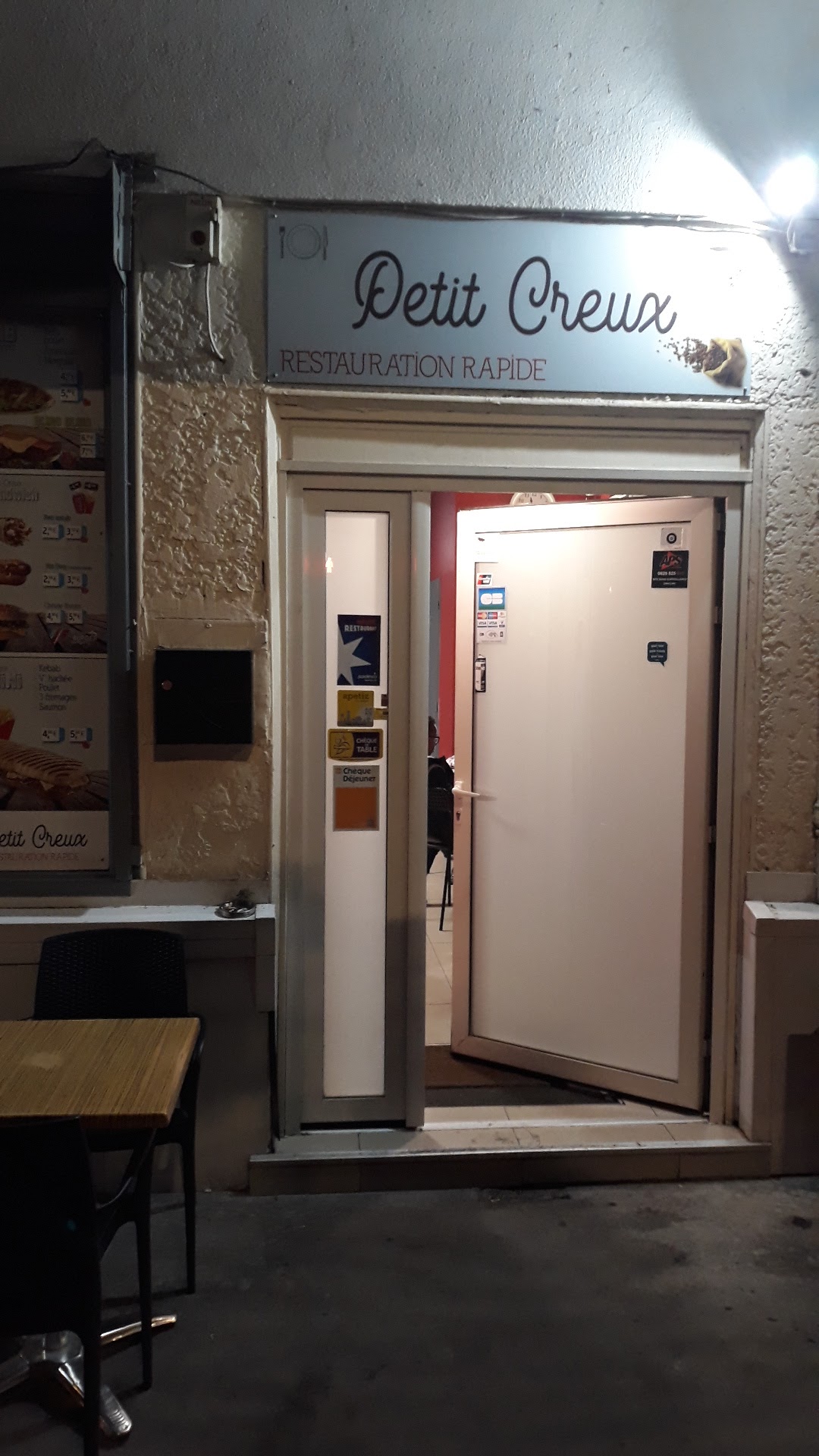 Photo n° 4 de l'avis de Aly.a fait le 24/02/2020 à 22:35