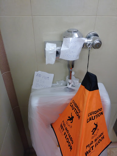 Discount Store «Walmart», reviews and photos, 950 Edwards Ferry Rd NE, Leesburg, VA 20176, USA