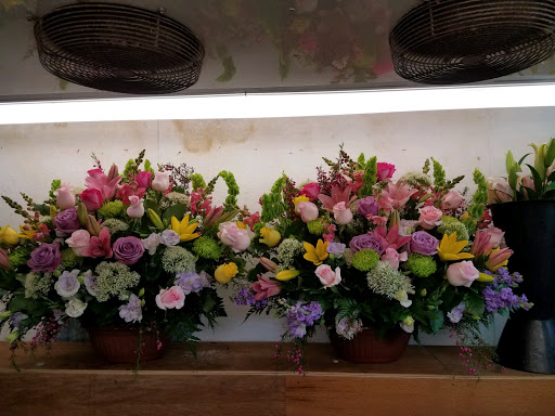 Florist «Charming Flowers & Gifts», reviews and photos, 19745 Colima Rd # 9, Rowland Heights, CA 91748, USA