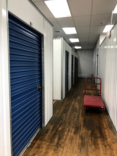 Self-Storage Facility «New England Self Storage», reviews and photos, 105 Bates St, Pawtucket, RI 02861, USA