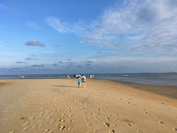 Photo de Chendor Beach protégé par des falaises