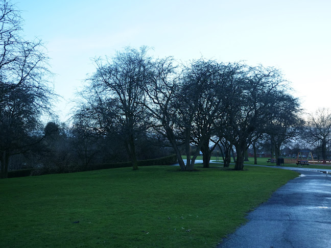 Comments and reviews of Sandall Park