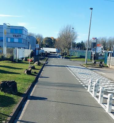 Stacja Benzynowa à Calais