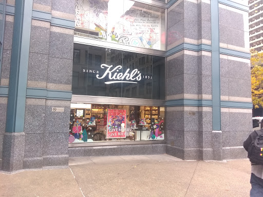 Shopping Mall «The Shops at Liberty Place», reviews and photos, 1625 Chestnut St, Philadelphia, PA 19103, USA