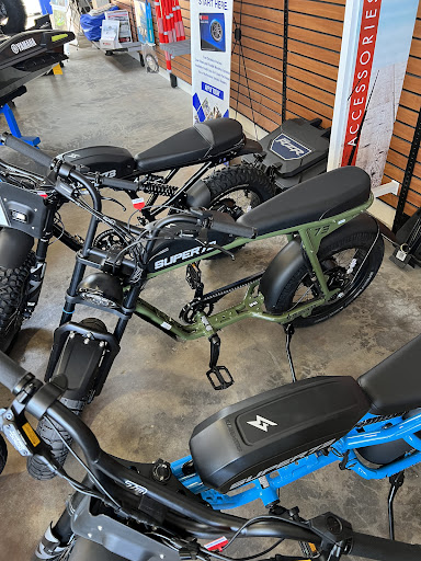 Motorcycle Dealer «Moto United - Beach Cities - Suzuki Polaris Yamaha», reviews and photos, 10401 Alondra Blvd, Bellflower, CA 90706, USA