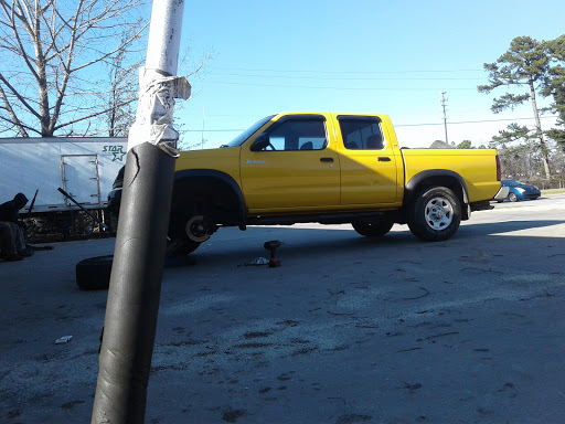 Tire Shop «129 Tire Shop», reviews and photos, 2158 Athens Hwy, Gainesville, GA 30507, USA