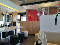 Atmosphère du Restauration rapide McDonald's à Saint-Amand-Montrond - n°3
