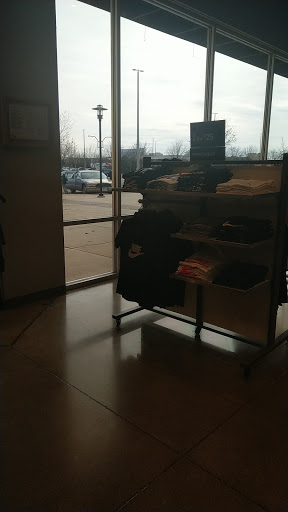 Clothing Store «Nike Factory Store», reviews and photos, 7105 Mills Civic Pkwy #140, West Des Moines, IA 50266, USA