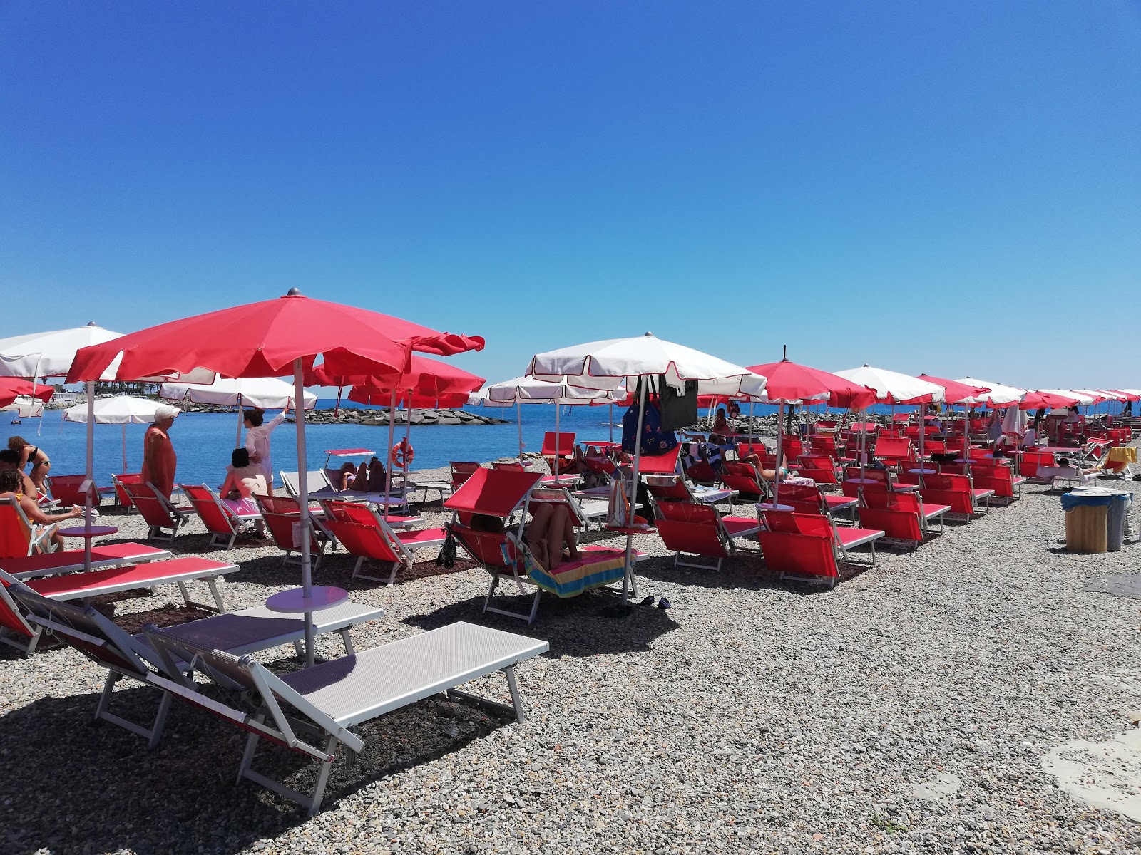 Foto von Spiaggia Sogni d'estate - beliebter Ort unter Entspannungskennern