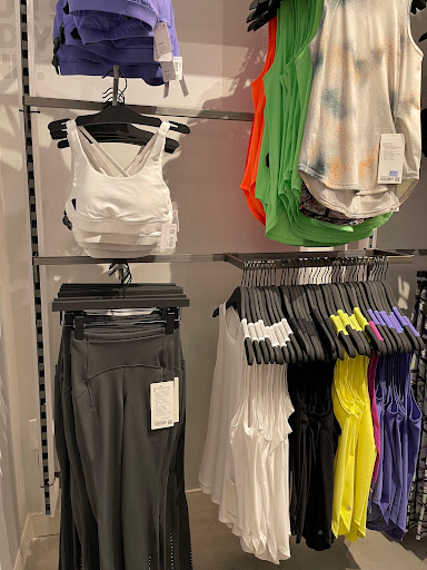 Sportswear Store «lululemon», reviews and photos, 2223 N Westshore Blvd #264, Tampa, FL 33607, USA