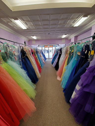 Dress Store «The Dress Shop», reviews and photos, 22 E Ferguson Ave, Wood River, IL 62095, USA