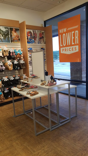 Shoe Store «Payless ShoeSource», reviews and photos, 7716 Richmond Hwy #9, Alexandria, VA 22306, USA