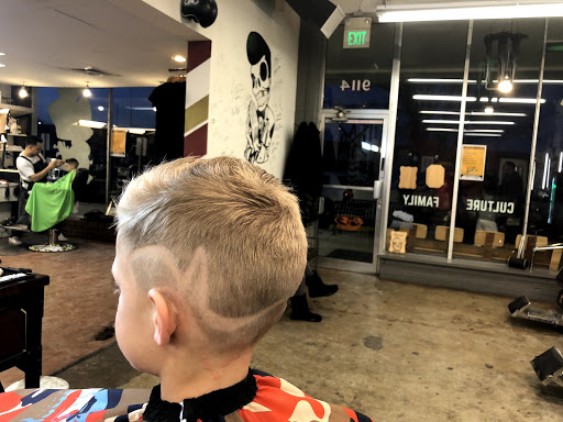 Barber Shop «Crisp Barber Shop & Tattoo Parlor», reviews and photos, 9116 W 6th Ave, Lakewood, CO 80215, USA