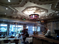 Atmosphère du Restaurant servant du couscous Le Bec Fin - Chez Saïd à Paris - n°7