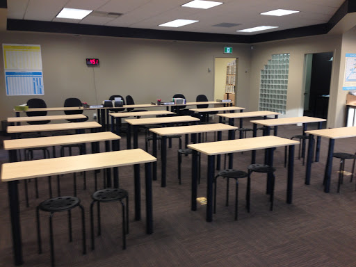 Kumon Math and Reading Centre of Winnipeg - Garden City