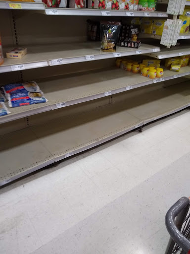 Grocery Store «H-E-B Grocery», reviews and photos, 209 N Texas Ave, Mercedes, TX 78570, USA