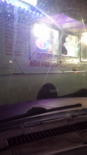 Grocery Store «New Horizon Grocery Store», reviews and photos, 3002 S Zarzamora St, San Antonio, TX 78225, USA