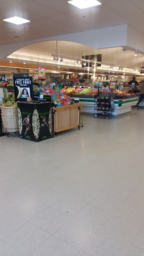 Grocery Store «Stop & Shop», reviews and photos, New State Highway New State Hwy, Raynham, MA 02767, USA