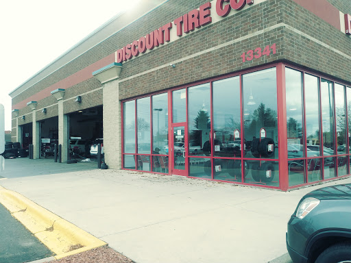 Tire Shop «Discount Tire Store - Stillwater, MN», reviews and photos, 13341 60th St N, Stillwater, MN 55082, USA