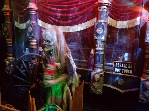 Haunted House «Dark Hour Haunted House», reviews and photos, 701 Taylor Dr, Plano, TX 75074, USA