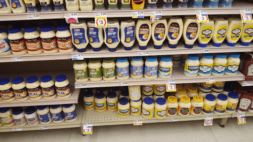 Grocery Store «Winn-Dixie», reviews and photos, 3301 17th St, Sarasota, FL 34235, USA