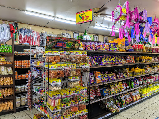 Grocery Store «Tienda Vallarta», reviews and photos, 115 E Main St, Monroe, WA 98272, USA