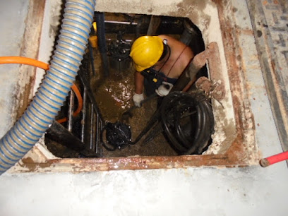 通達衛生工程行-抽水肥 馬桶 水槽 頂樓 包疏通 汙水池處理