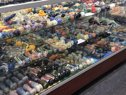 Tobacco Shop «Peace Pipe Smoke Shop», reviews and photos, 3282 El Camino Real, Santa Clara, CA 95051, USA