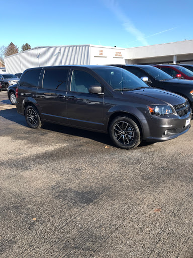 Used Car Dealer «J.H. Barkau & Sons», reviews and photos, 1102 E South St, Freeport, IL 61032, USA