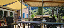 Atmosphère du Restaurant Auberge de la Vallée à Saint-Jean-de-Buèges - n°5