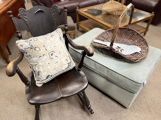 Consignment Shop «Refabulous Furnishings», reviews and photos, 2231 Vestal Pkwy W, Vestal, NY 13850, USA